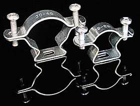 Příchytka OMEGA s PO pro kabely a trubky, vnitřní prům. 24-28 mm, balení 50 ks